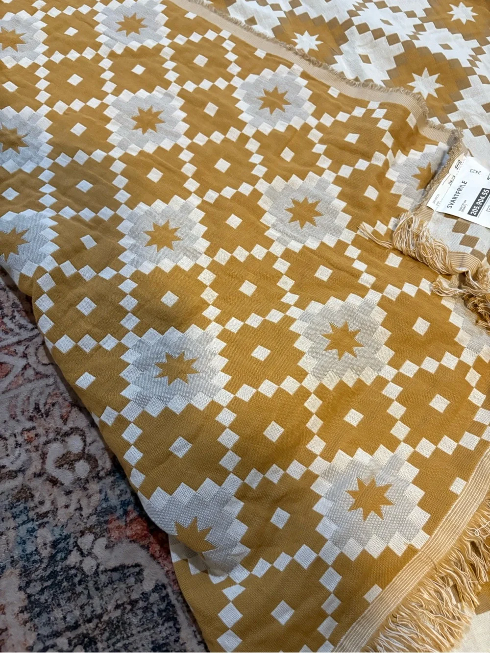 IKEA SVARTFRYLE Geometric Fringe Throw Blanket in Mustard & Cream